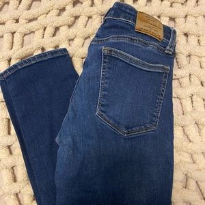 Lucky Brand Lolita Super Skinny Dark Wash NO RIPS